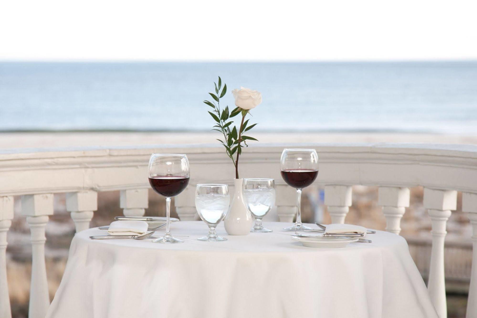 Peter Shields Inn & Restaurant Кейп-Мэй Экстерьер фото